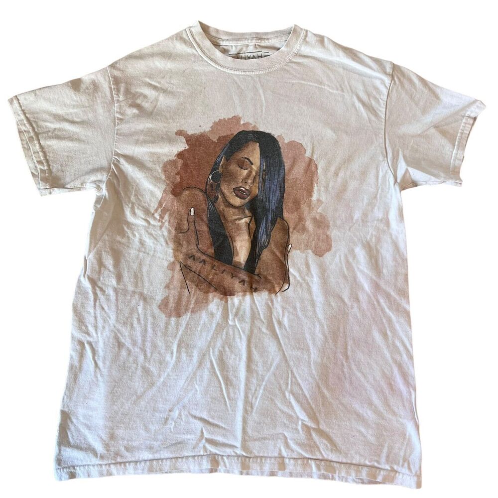 Aaliyah Graphic Tee Ripple Junction Musician Singer R&B‎ Adult Sz. Medium Y2K